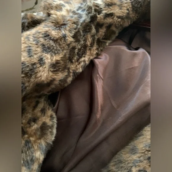 Vintage Amazing Sexy Classy Boho Soft Faux Fur Leopard Print High Collared Coat - Picture 5 of 16